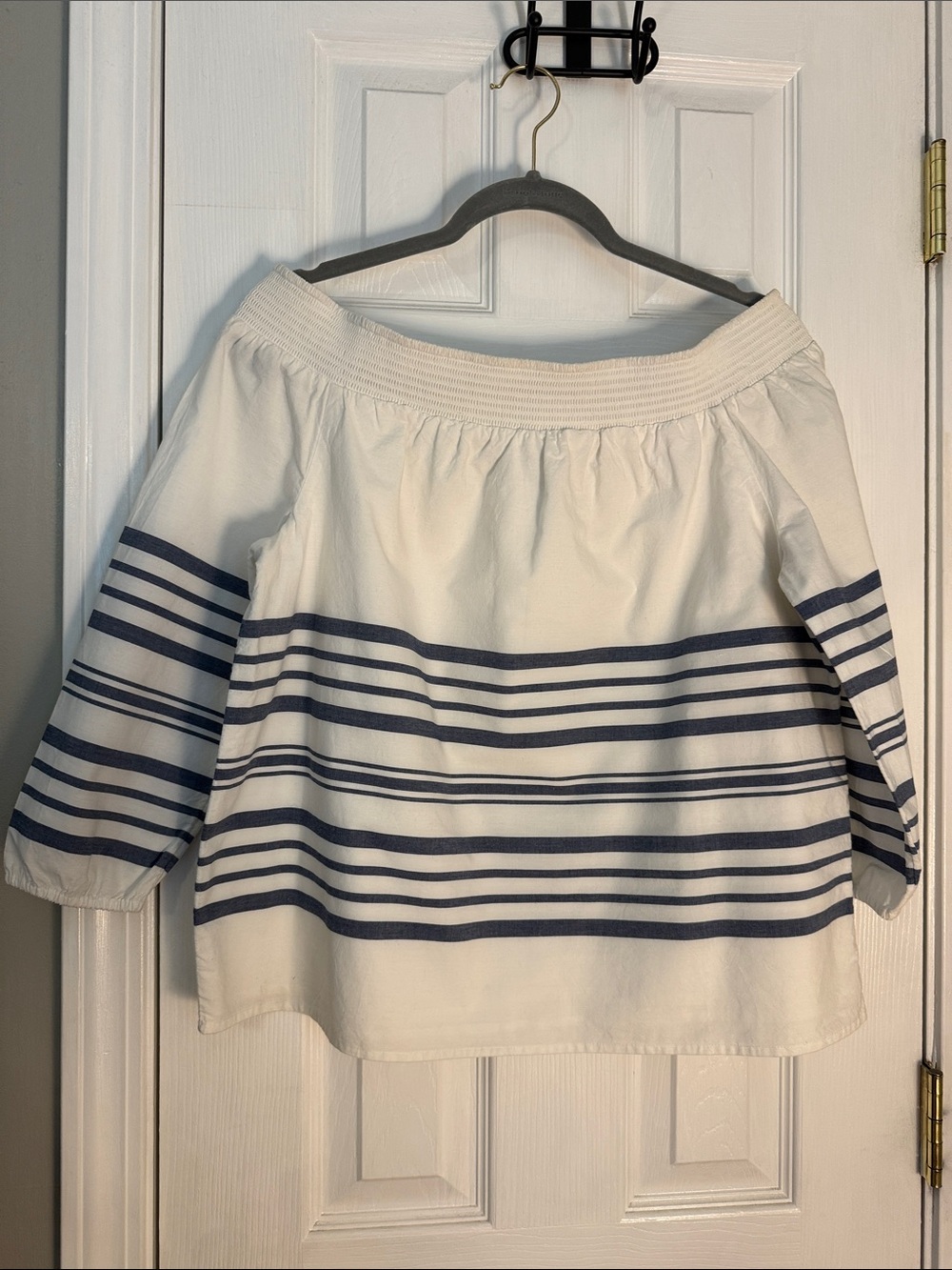 Vineyard Vines women’s top - Small